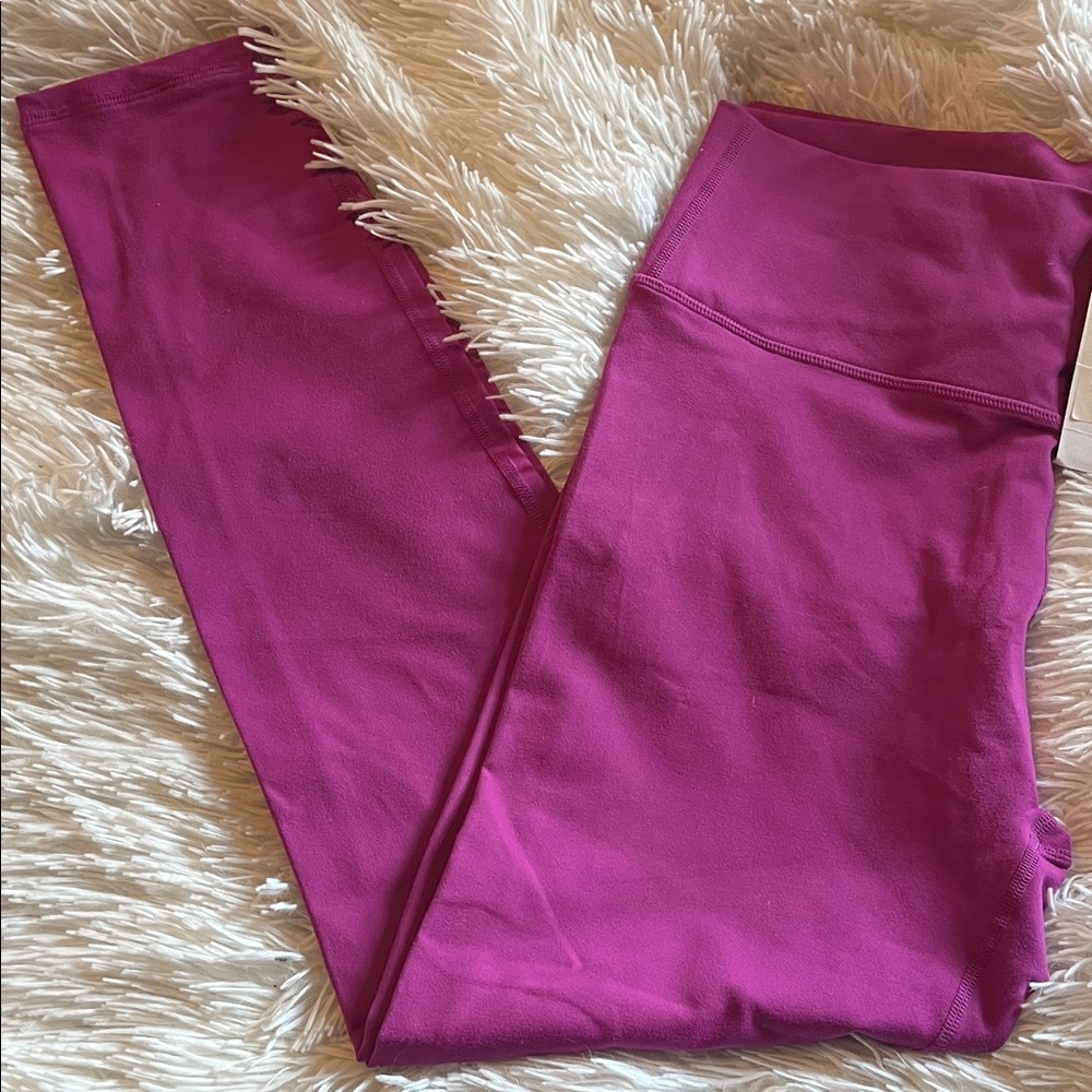 NWT Fabletics brand high waisted 7/8 capri size L magenta leggings